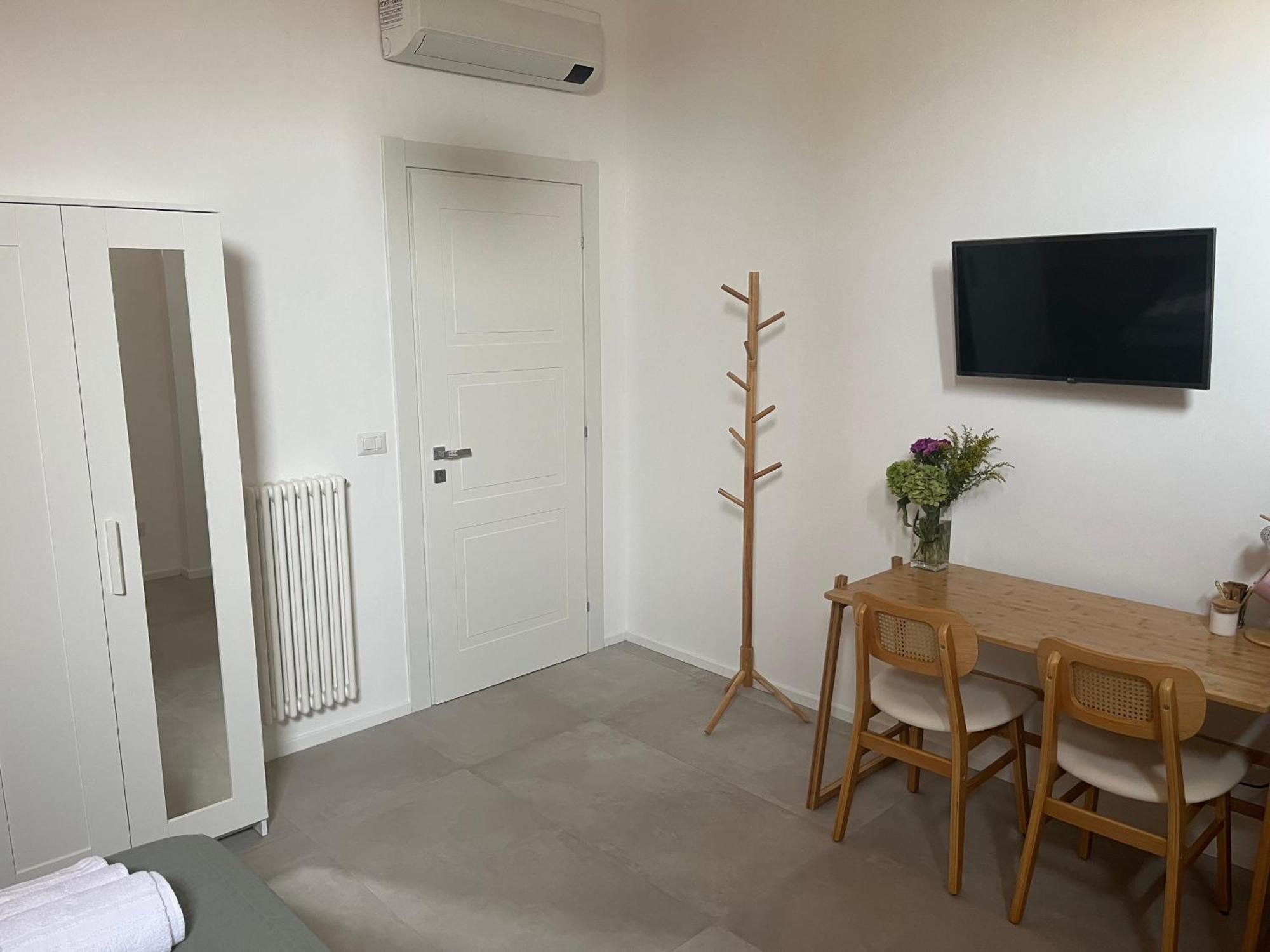 Lodi Modern House Roma